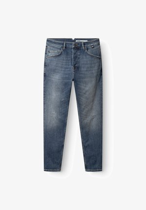 Tumedad denim püksid sirge lõikega, millel on plekilised alad ja kerge kulumine. Sisaldavad eesmine taskud ja metallist riistvara.