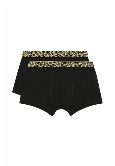 Due paia di boxer da uomo neri con fascia in vita beige con ripetute scritte "EMPORIO ARMANI" e logo aquila.