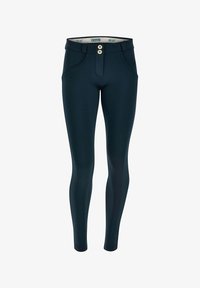 Selezionato, dazzling blue