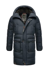 Padded tamnoplavi zimski kaput s kapuljačom obloženom umjetnim krznom, dva prednja džepa i zatvaranjem na zip. Ima elastične manžete i nešto dužu dužinu.