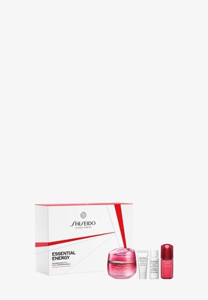 ESSENTIAL ENERGY VALUE SET - Skincare set