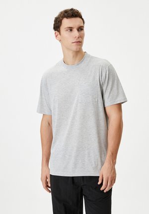 POCKET DETAIL SHORT SLEEVE CREW NECK - Camiseta básica - grey