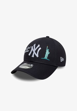Cappellino da baseball nero con logo bianco dei New York Yankees, ricamo verde della Statua della Libertà e visiera curva regolabile.