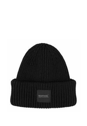Schwarze gestrickte Beanie-Mütze mit umgeschlagenem Rand und rechteckigem Logo-Patch mit der Aufschrift „Regatta Great Outdoors“ auf weißem Hintergrund.