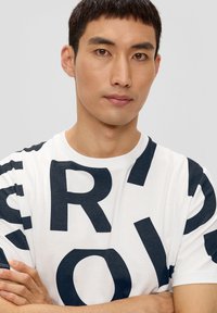 s.Oliver - T-shirt z nadrukiem