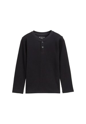 Zwarte lange mouw henley shirt in geribbeld textuur, heeft drie knopen bij de kraag en een ronde halslijn.