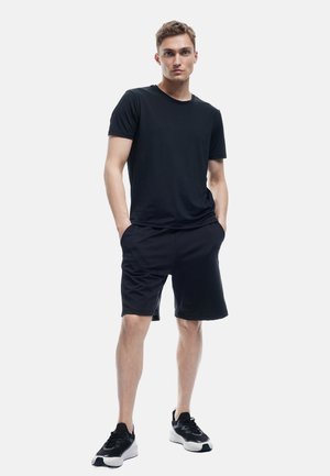 Shorts - black
