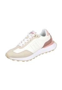 Zapatilla ligera en blanco, beige y rosa. Presenta un upper texturizado, cierre de cordones y una suela de goma gruesa y duradera con tracción.
