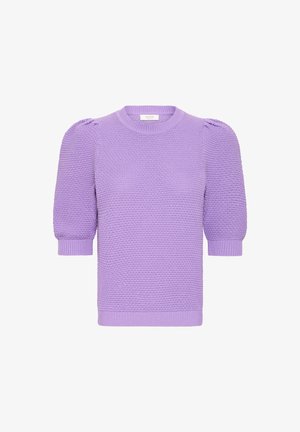 Levanduľový pletený sveter s textúrovaným povrchom, krátkymi naberanými rukávmi a rebrovaným výstrihom a manžetami. Rovný strih a ľahká tkanina.
