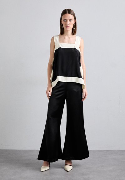 By Malene Birger LUCEE - Kelnės - black