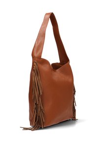 Bolso de cuero marrón con una superficie texturizada y largos flecos en un lado. Presenta una única correa de hombro ancha.