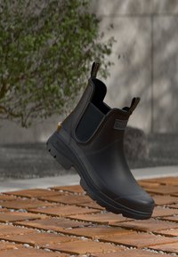 Valimata, black/ochre