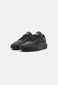 belstaff trainers sale