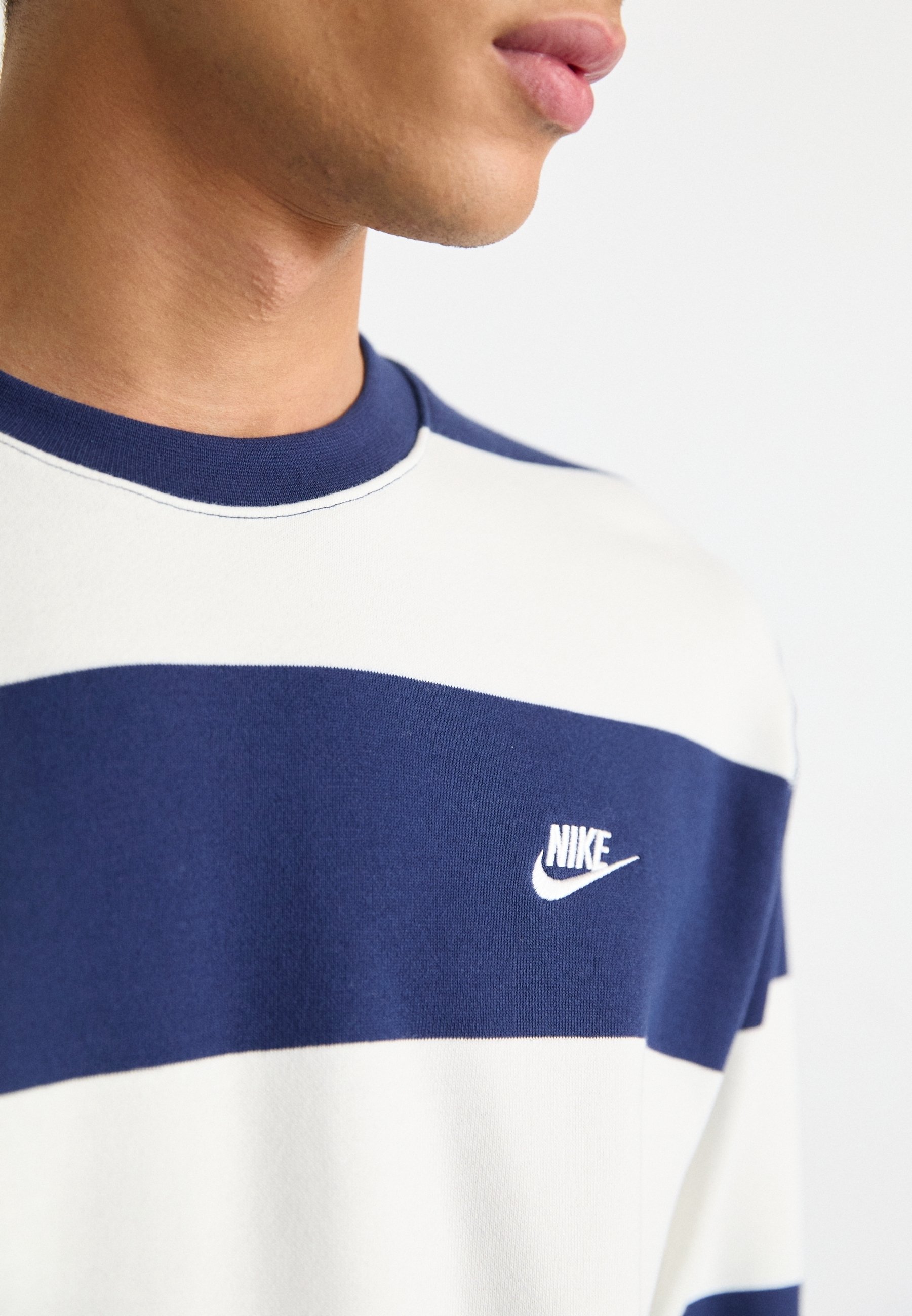 nike striped crewneck