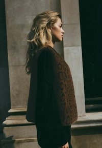 Next REGULAR FIT - Vest - leopard print