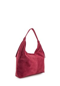 Rote Wildleder-Hobo-Tasche mit weicher Textur, einem einzelnen Schultergurt und geknoteten Details am Gurt. Rundliche Form ohne sichtbare Hardware.