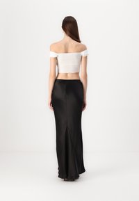 Gina Tricot Dolgo krilo - black