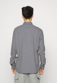Marc O'Polo BUTTON DOWN LONG SLEEVE ONE POCKET - Camisa - nordic grey melange