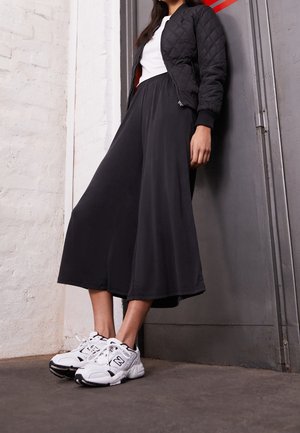 Pantalon classique - black