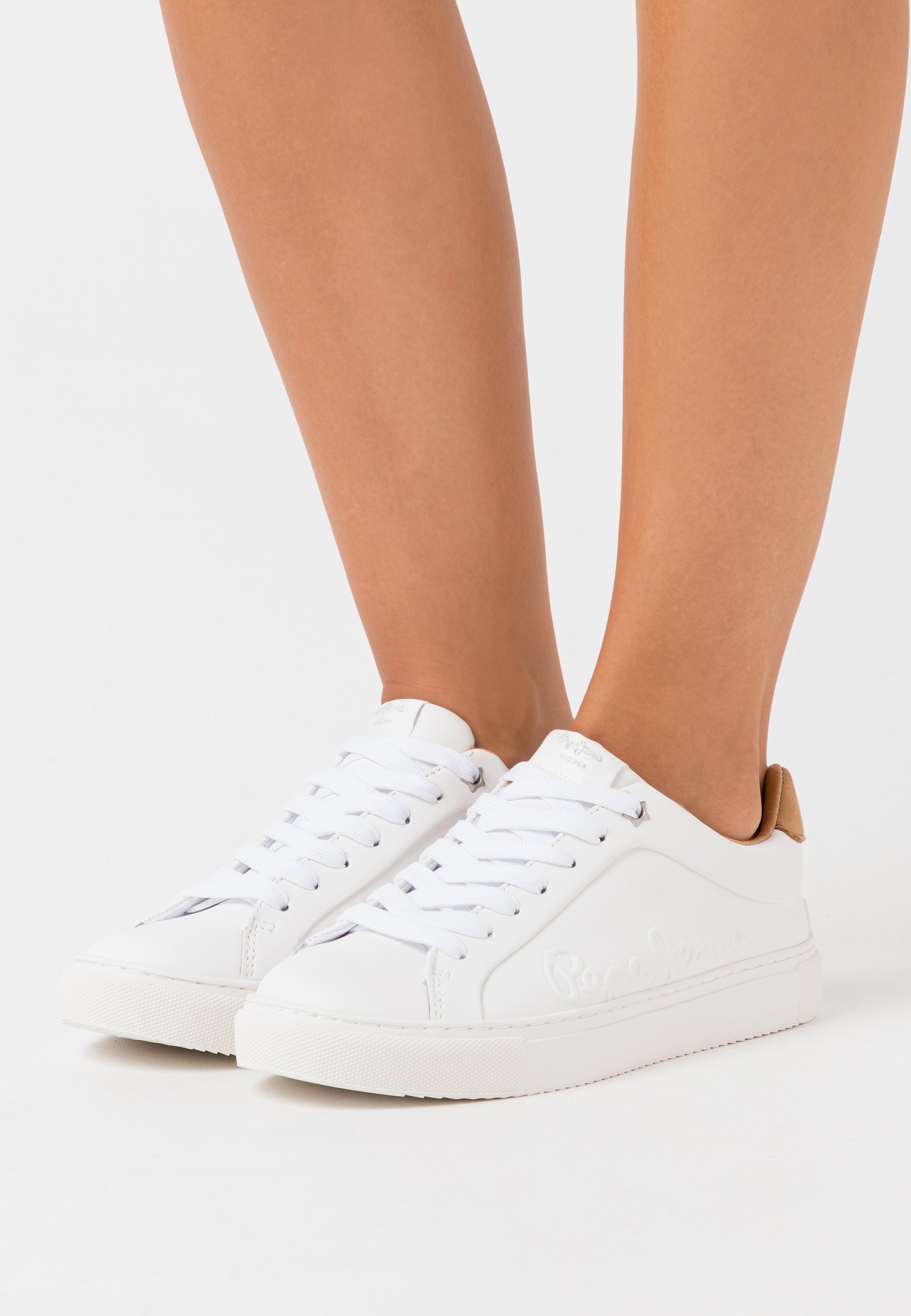 Pepe Jeans ADAMS LOGO Joggesko white Zalando.no Pepe Jeans LAMBERT LOGO Joggesko whitehvit Zalando.no