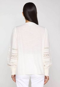 Maison 123 BAILA BRODERIE - Camicetta - ecru