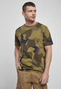 Apdrukāts T-krekls - swedish camo