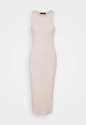 Vestido midi sin mangas, beige claro, de punto acanalado, con escote redondo y silueta entallada.