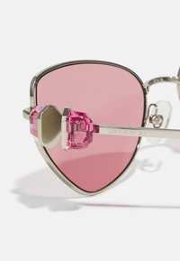 Swarovski Ochelari de soare - pink