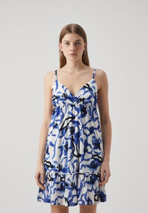 ONLPELLA SHORT STRAP DRESS - Jerseyklänning - cloud dancer