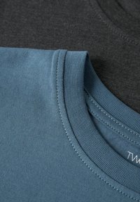 TWO SOON 2ER-PACK - T-shirt basique - captains blue
