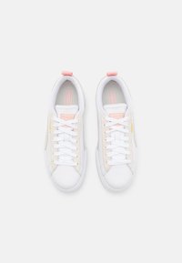 Puma MAYZE GENTLE - Joggesko - white/rose dust