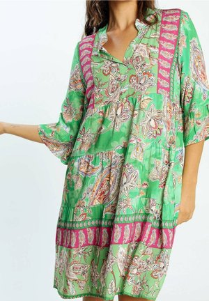 Robe de jour - green