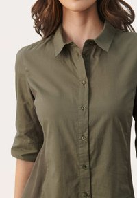 Part Two EMMALENA - Bluza s gumbima - kalamata