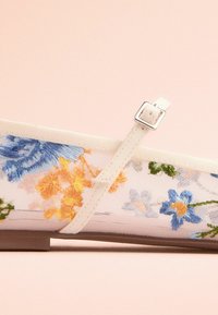 Next Ballerinat nilkkaremmillä - mesh floral