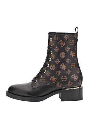 Bottine en cuir noir à lacets avec dessus en tissu marron à motifs et petit talon carré avec un détail métallique.