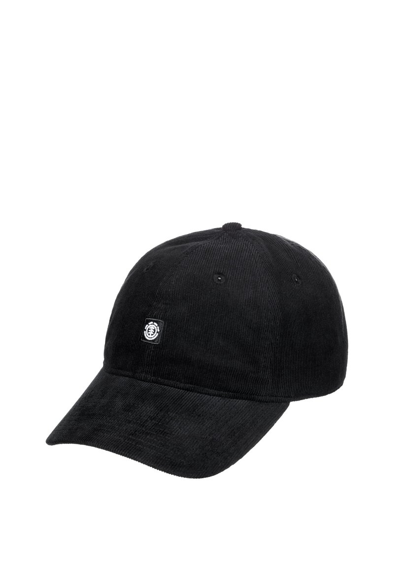 Gorra de béisbol de pana negra con un pico redondeado, que presenta agujeros de ventilación y un pequeño parche con el logo en la parte frontal. Tela con textura.