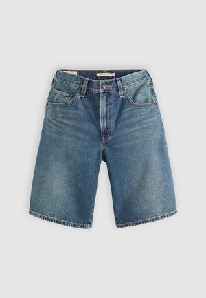 Denim shorts in light blue, featuring five pockets, a zip-fly with a button closure, and a straight leg design with a classic fit.