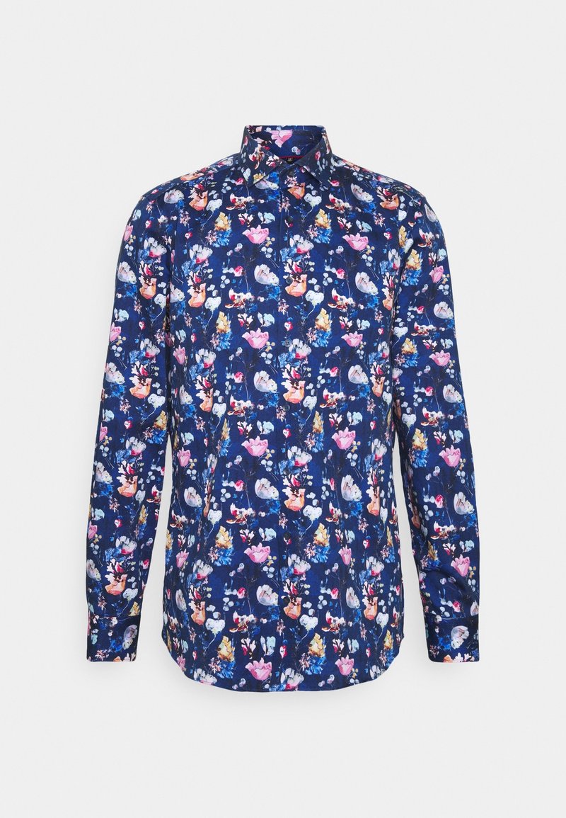 Chemise pour homme à manches longues, boutonnée, avec un fond bleu foncé et un motif floral multicolore, dotée d'un col classique.