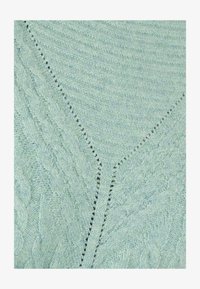 Sélectionné, vert chiné