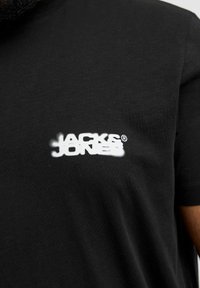 Jack & Jones PLUS SIZE - Jednoduché tričko - black