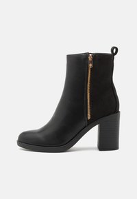 High Heel Stiefelette - black