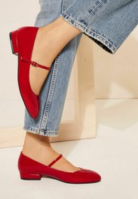 Friends Like These REGULAR FIT - ROUND TOE MARY JANE  - Ballerinaskor med remmar - red