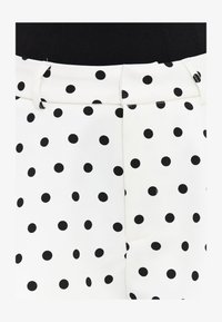 Sélectionné, dots small white