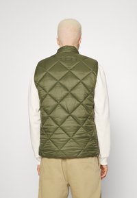 Barbour Beacon Väst - olive