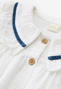 Next Ingruha - white