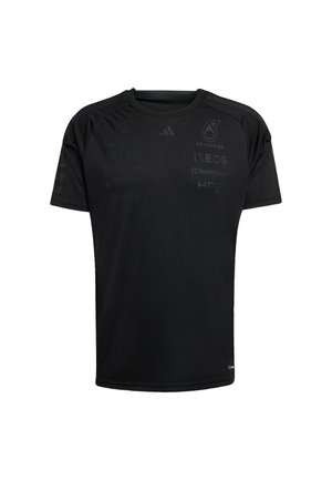 Zwart sportief T-shirt van vochtafvoerend materiaal, met een ronde hals, korte mouwen en logo's in een iets donkerdere tint aan de voorkant.