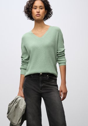 BASIC V-NECK - Pullover - grün