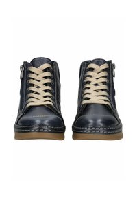 Scarpe alta in pelle blu navy con lacci beige e zip laterale, con cuciture a contrasto e suola in gomma.