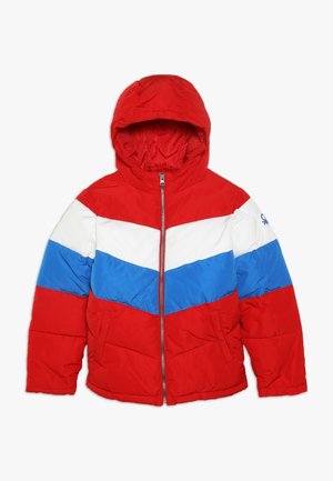 Doudoune à capuche pour enfant avec empiècements en chevrons rouge, blanc et bleu et fermeture éclair à l'avant.