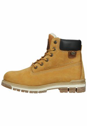 Winter boots - golden tan